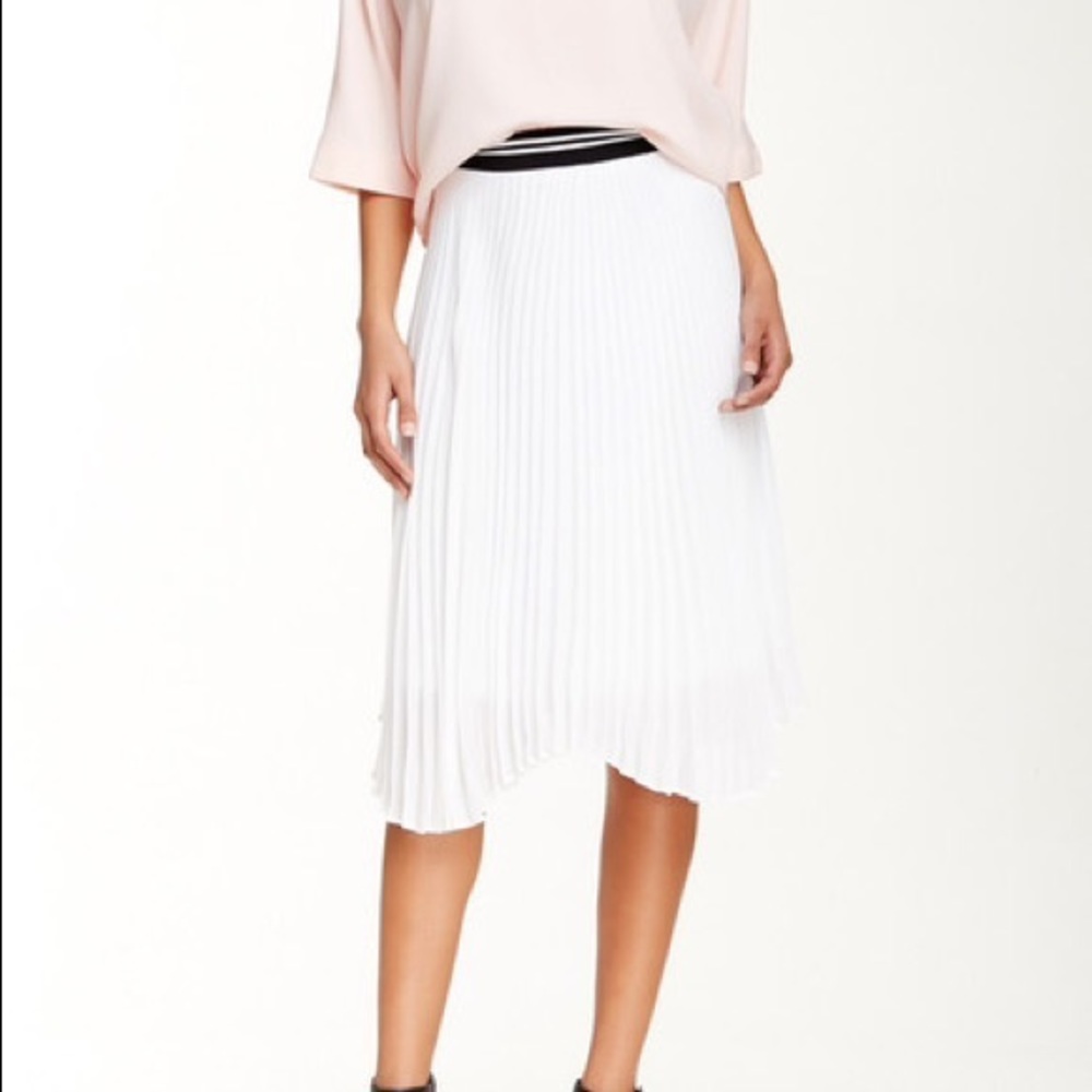 Harlowe & Graham Pleated White Skirt